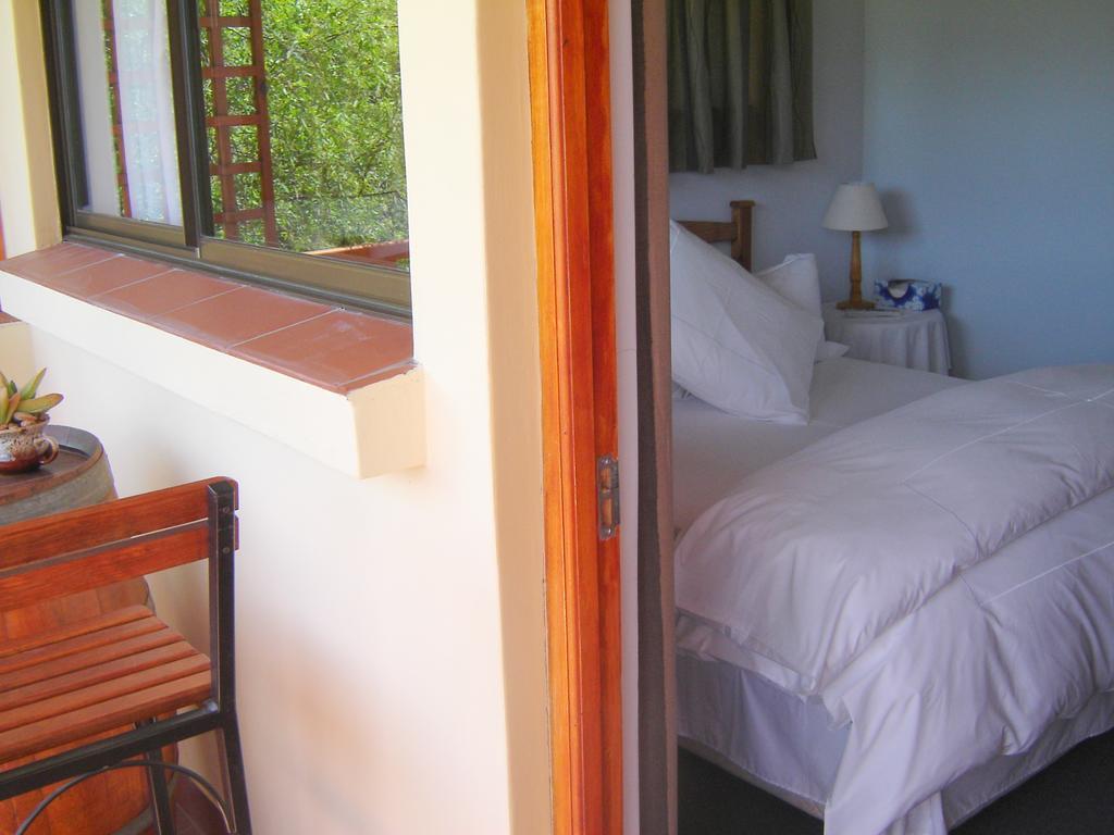 Cedar Lodge Guest House ロバートソン エクステリア 写真