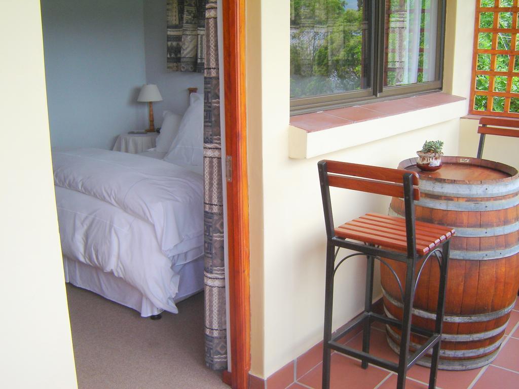 Cedar Lodge Guest House ロバートソン エクステリア 写真